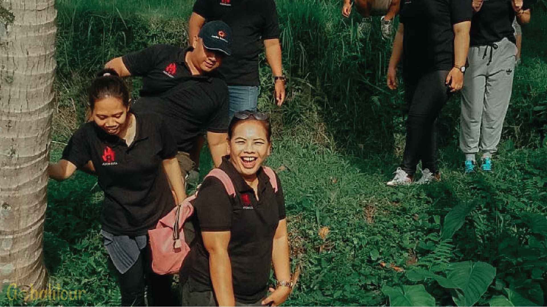 Paket Trekking Murah