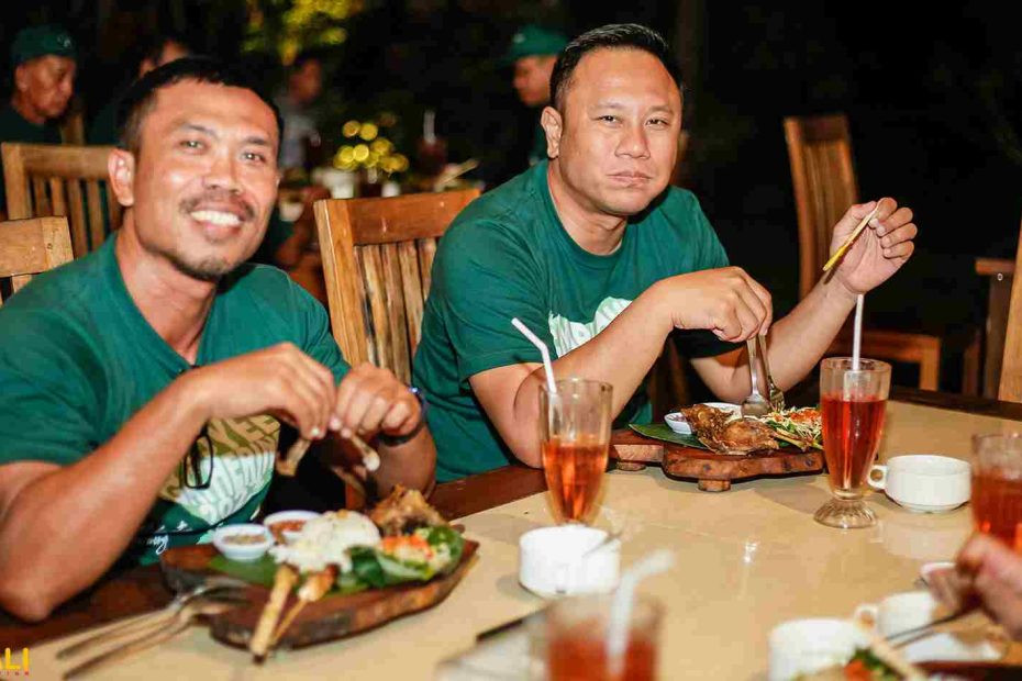 PP Semarang - Jimbaran Makan Malam