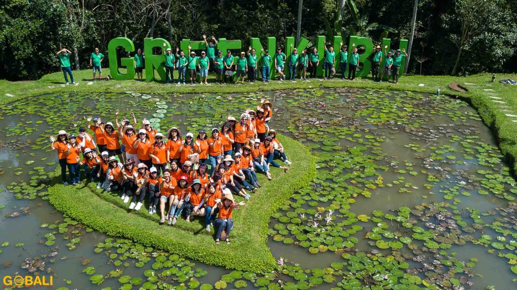 Outbound di Bali - Foto Bersama di Green Kubu