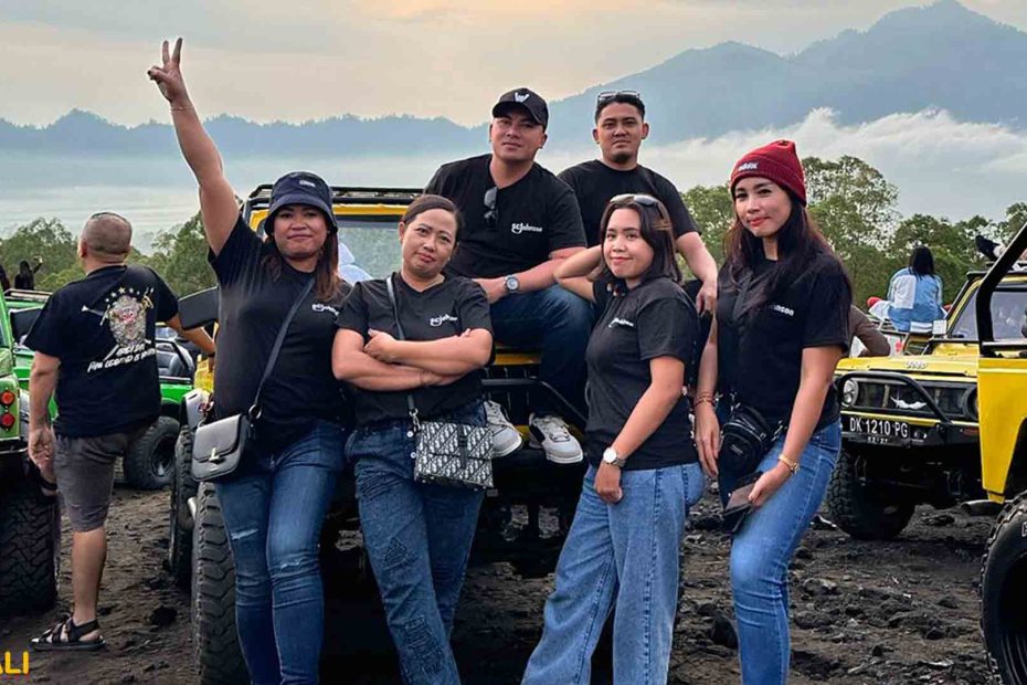 Jeep di Batur